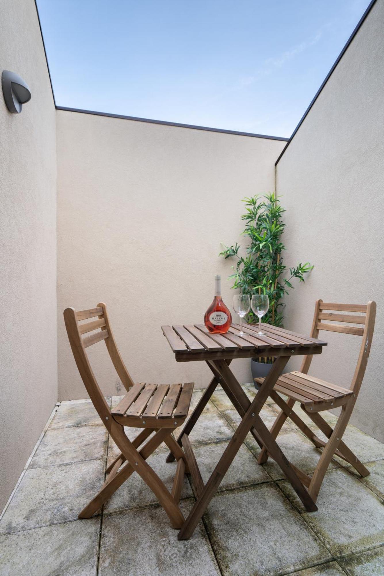 Host Wise - Central Private Flats - Terrace ปอร์โต ห้อง รูปภาพ