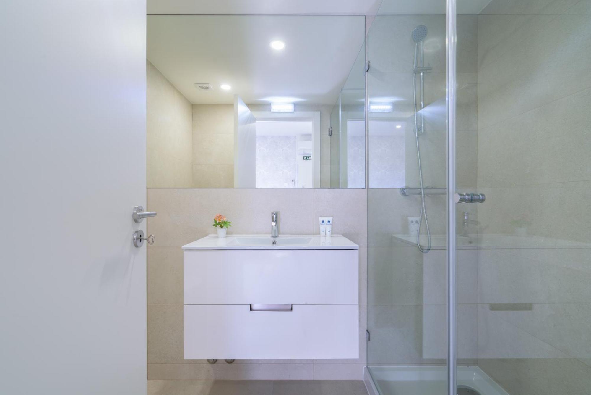 Host Wise - Central Private Flats - Terrace ปอร์โต ภายนอก รูปภาพ